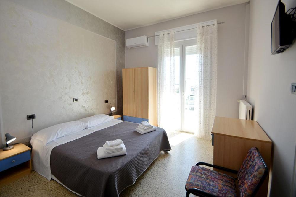 Hotel Bella Romagna Casal Borsetti Exterior foto