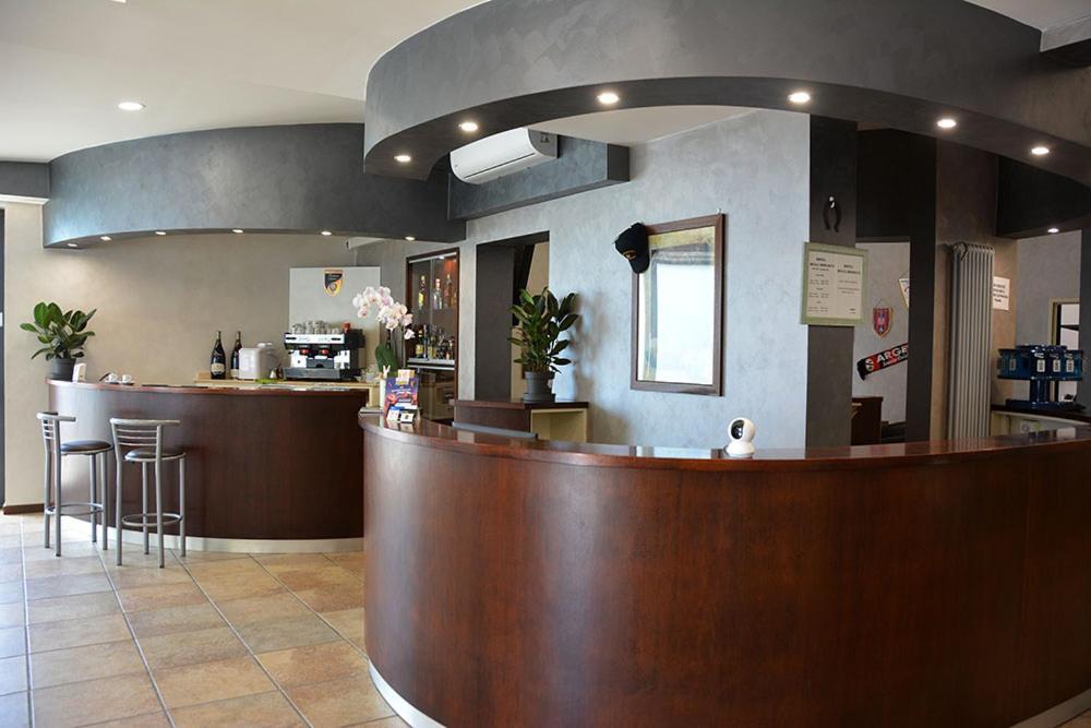Hotel Bella Romagna Casal Borsetti Exterior foto